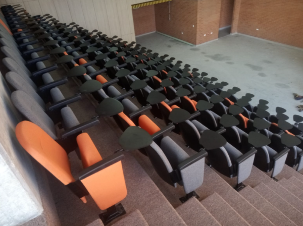 sillas de auditorio