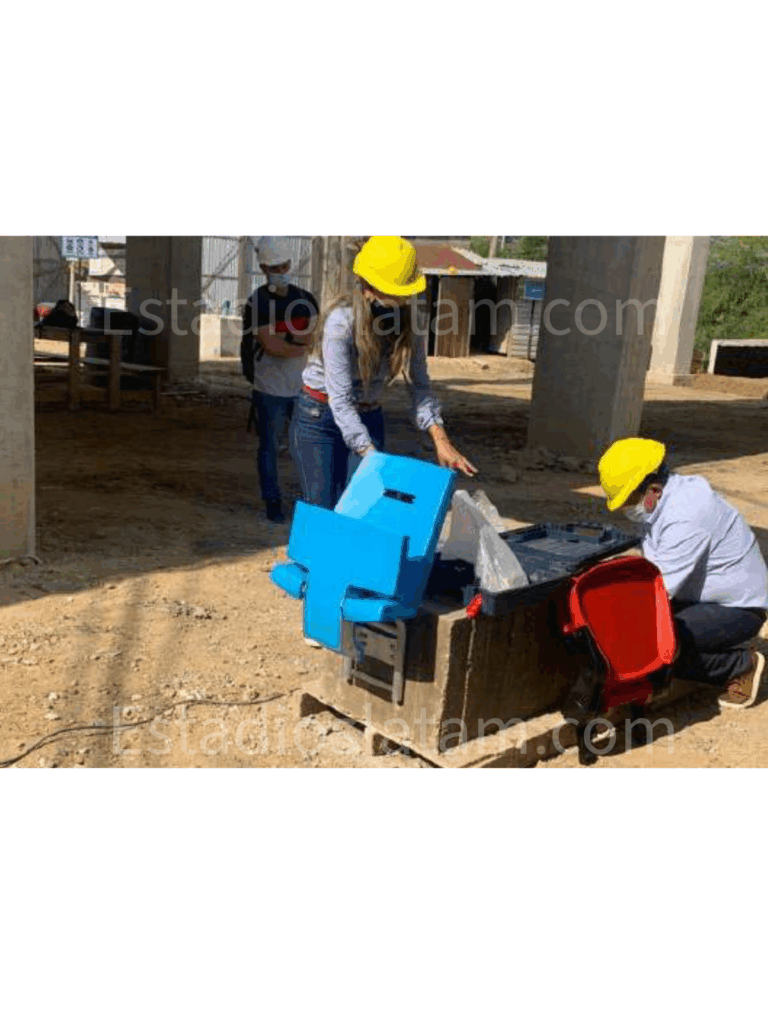 Diseño de Restaurantes, Estadios y Espacios Comerciales 8 silla jardin antioquia 5